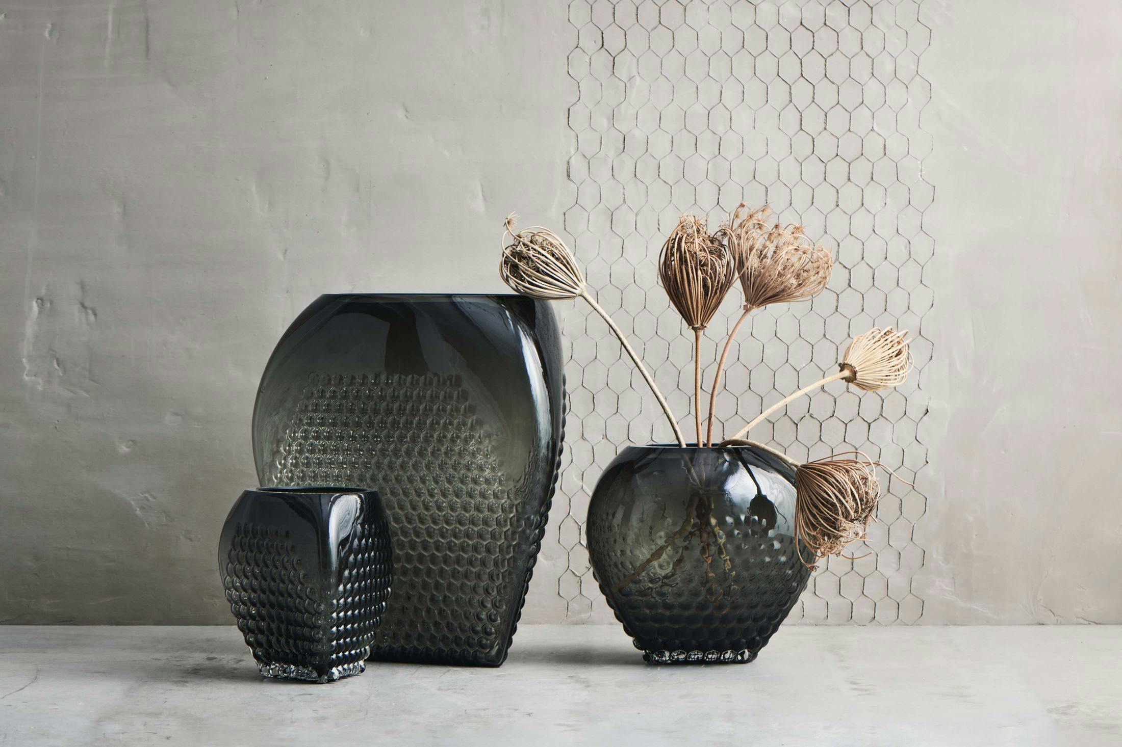 bolia KazdL yE mørk glassvase